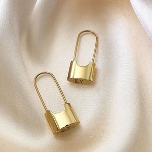Londyn Lock Earring